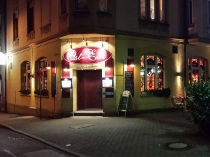 照片: Ost-Eck das Wirtshaus